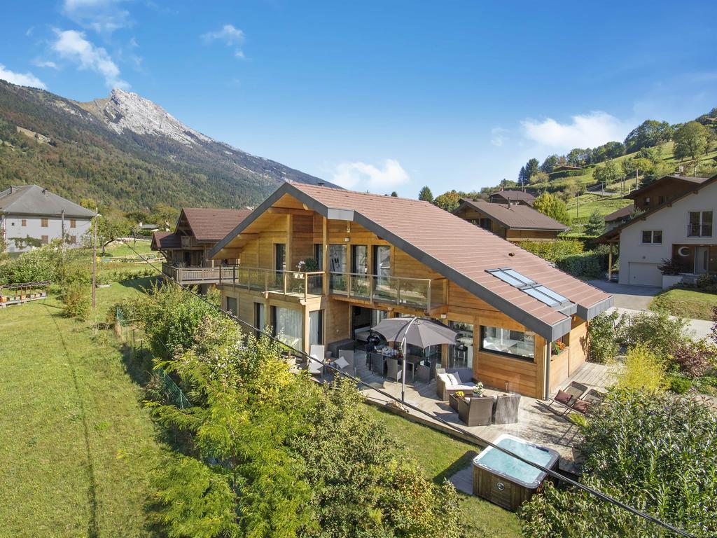 Chalet De Rollon-OVO Network