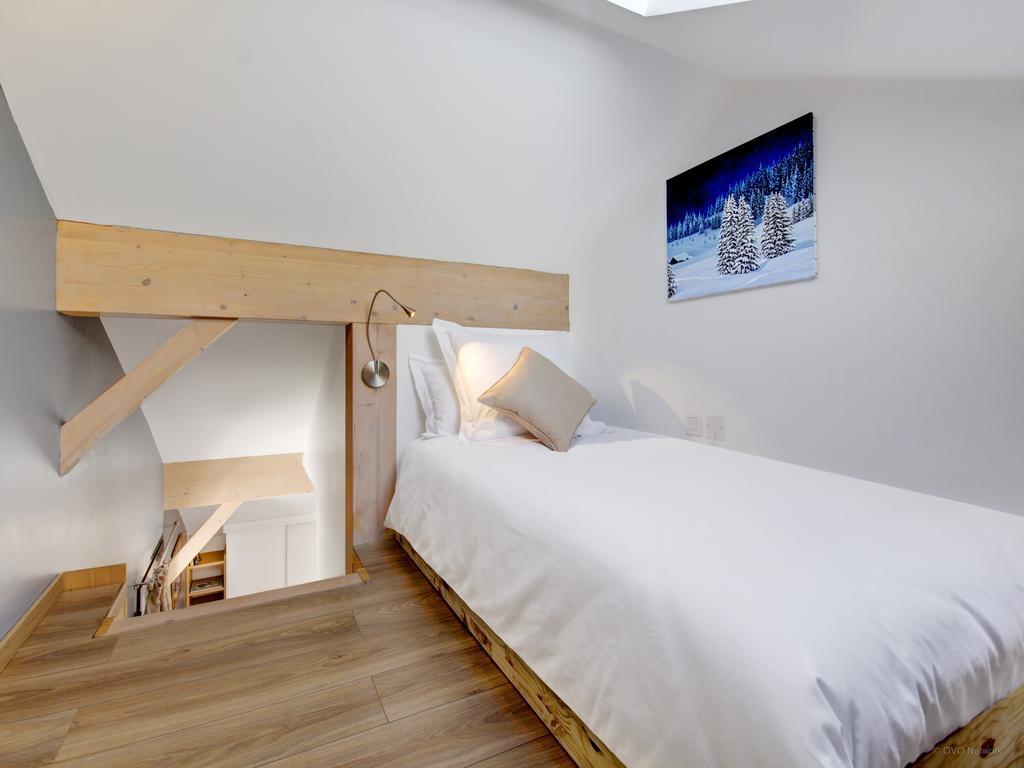 Chalet De Rollon-OVO Network