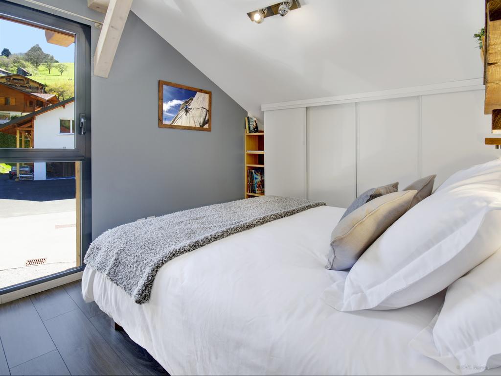 Chalet De Rollon-OVO Network