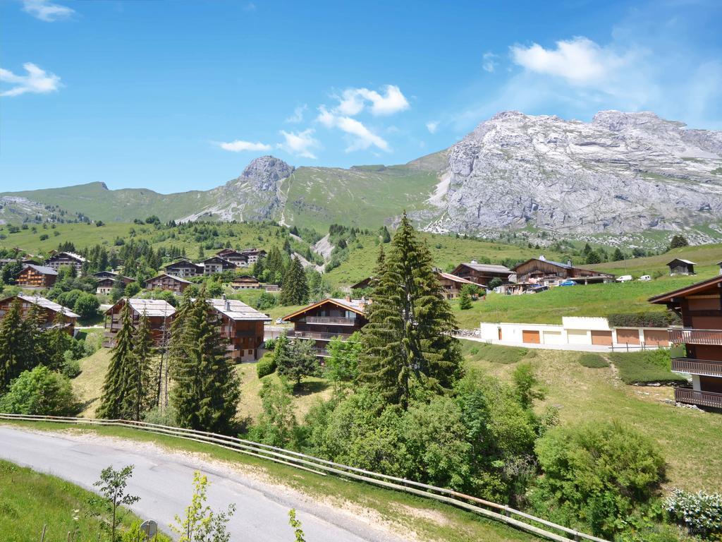 Chalet De Rollon-OVO Network