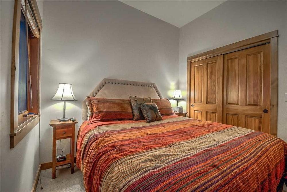 Soaring Eagle Chalet