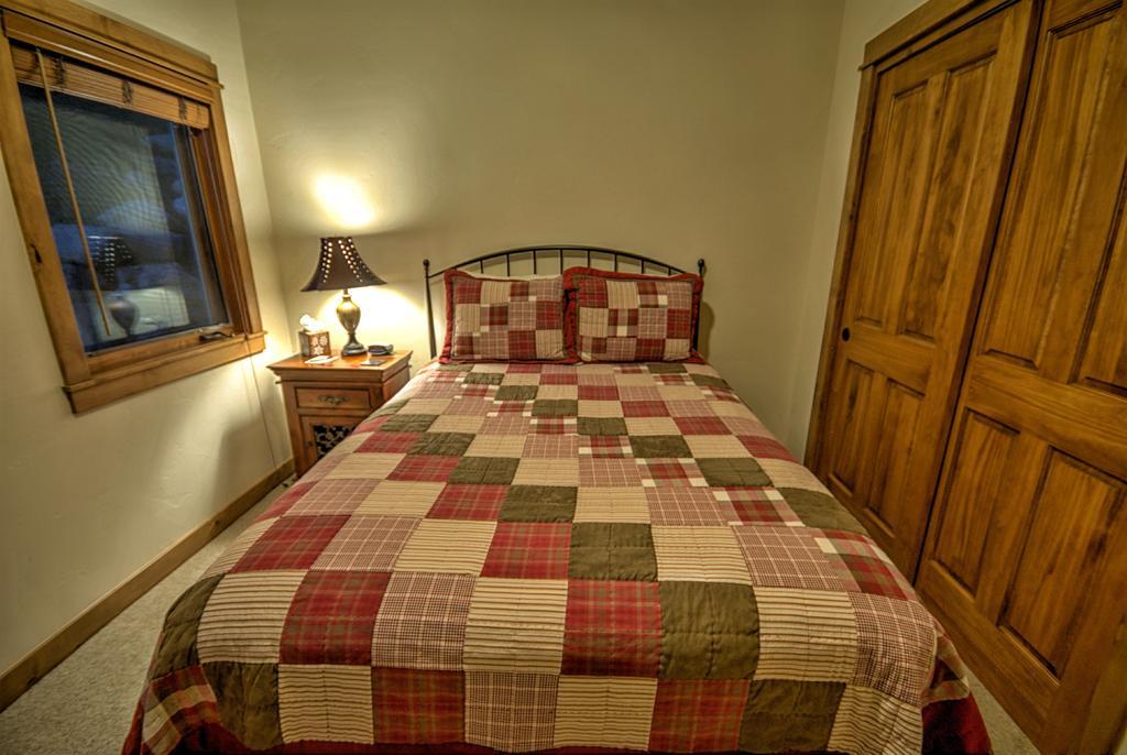 Soaring Eagle Chalet