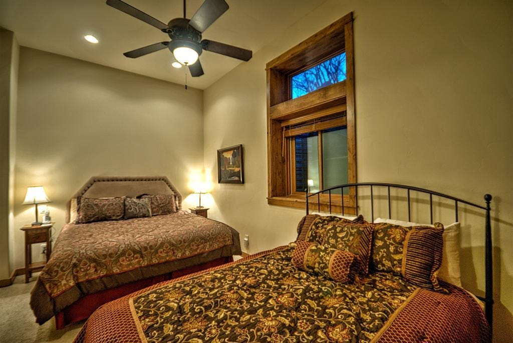 Soaring Eagle Chalet