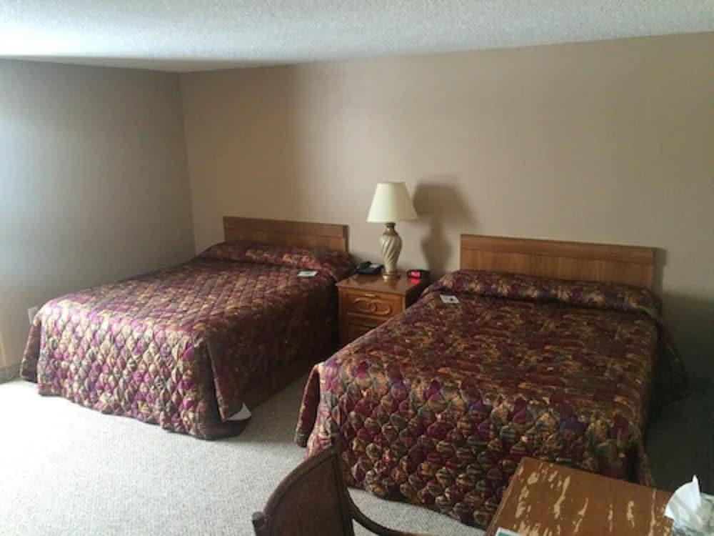 Candlestone Golf & Resort