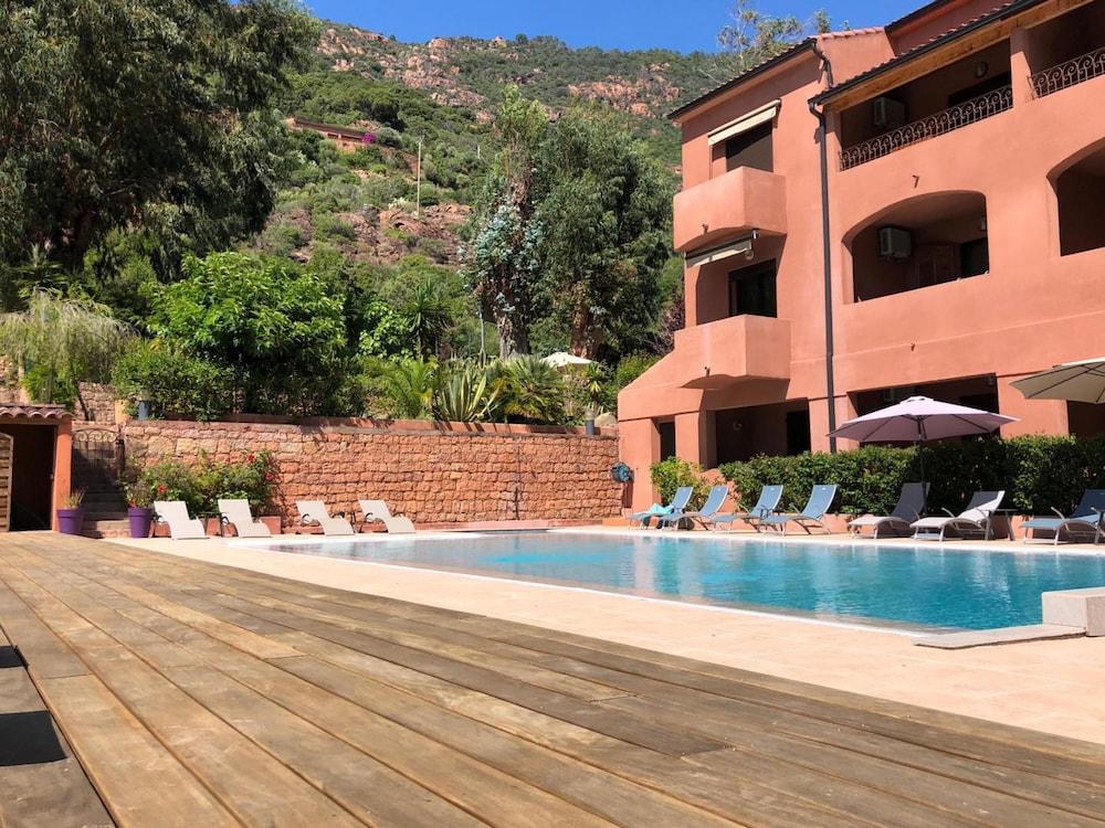 Hotel Corsica