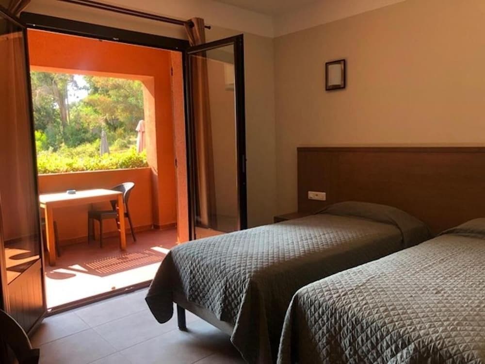 Hotel Corsica