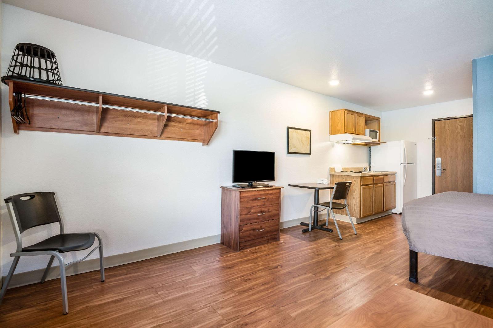 WoodSpring Suites Oklahoma City Tinker AFB