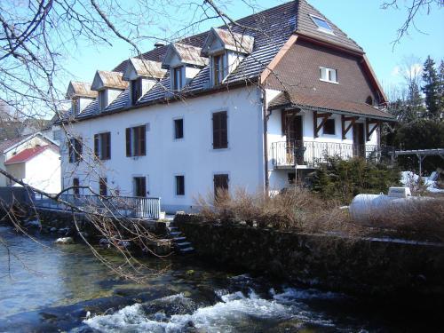 Le Jardin De La Riviere
