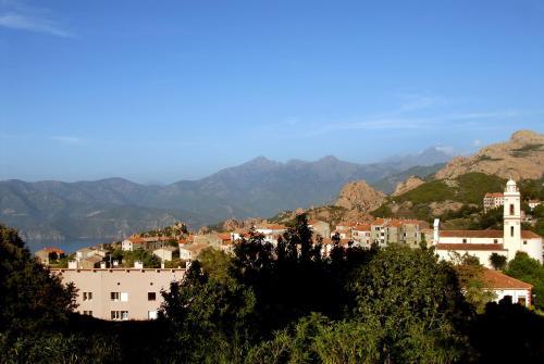 Le Scandola Hotel