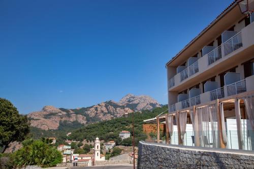 Le Scandola Hotel