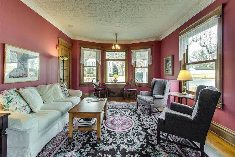 Harrison House Bed & Breakfast