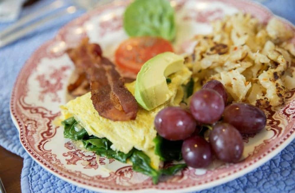 Harrison House Bed & Breakfast