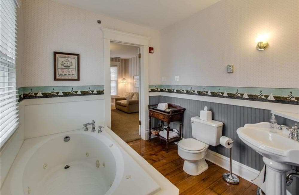 Harrison House Bed & Breakfast