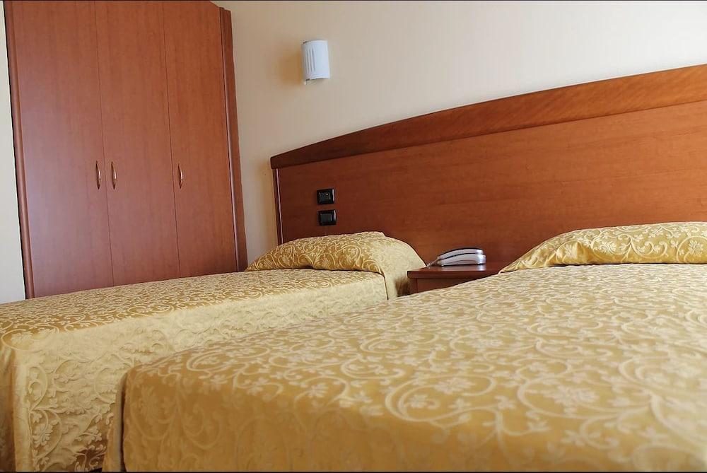 Hotel San Tomio