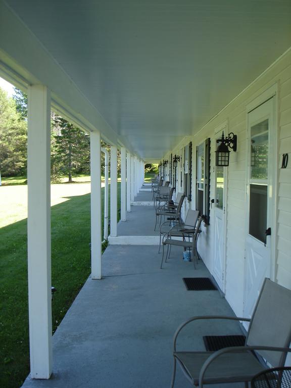 Ducktrap Motel