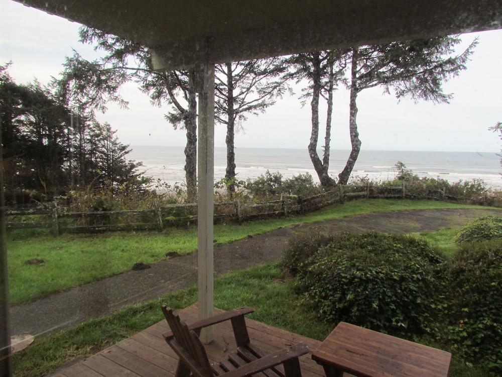 Ocean Crest Resort