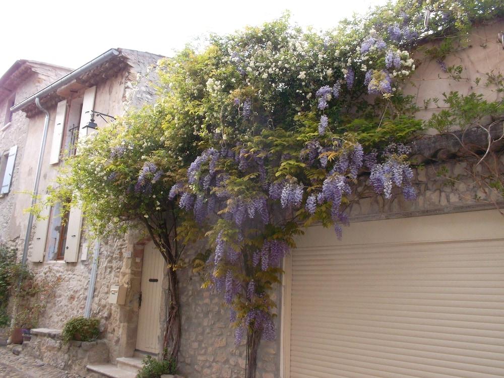 Chambres d'Hotes Atelier du Chateau