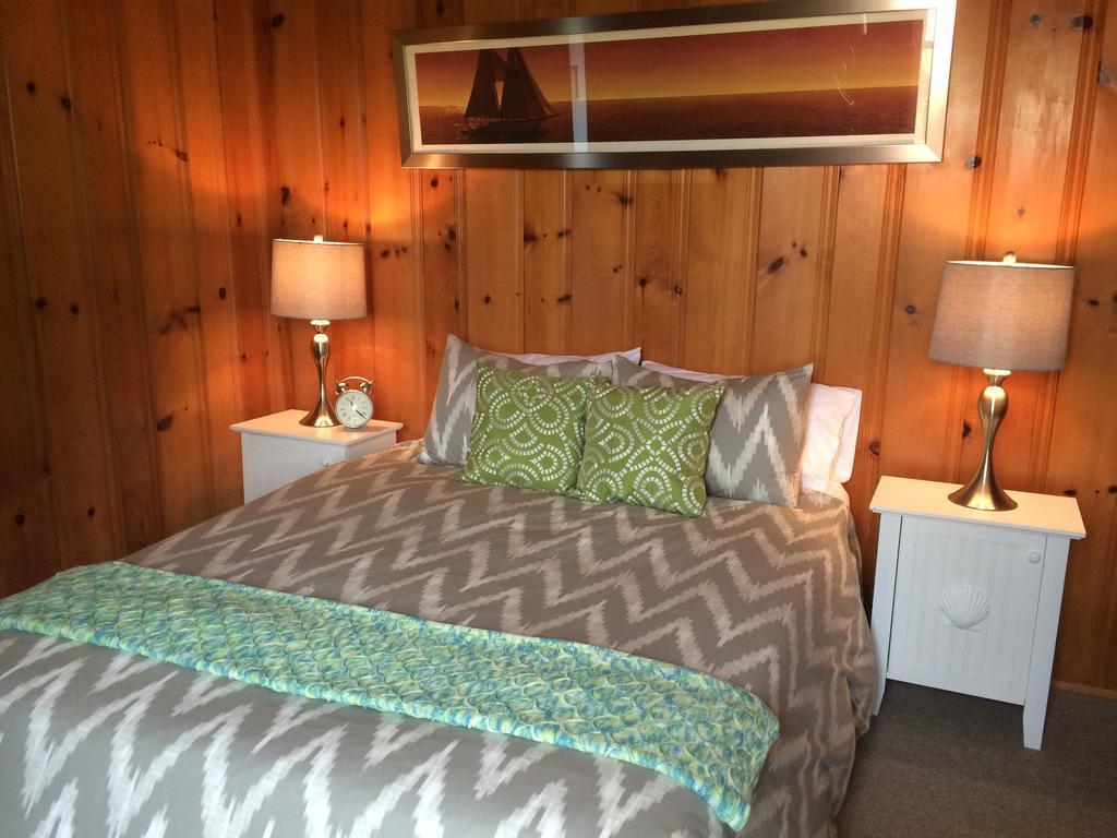 Surfside Inn Chatham