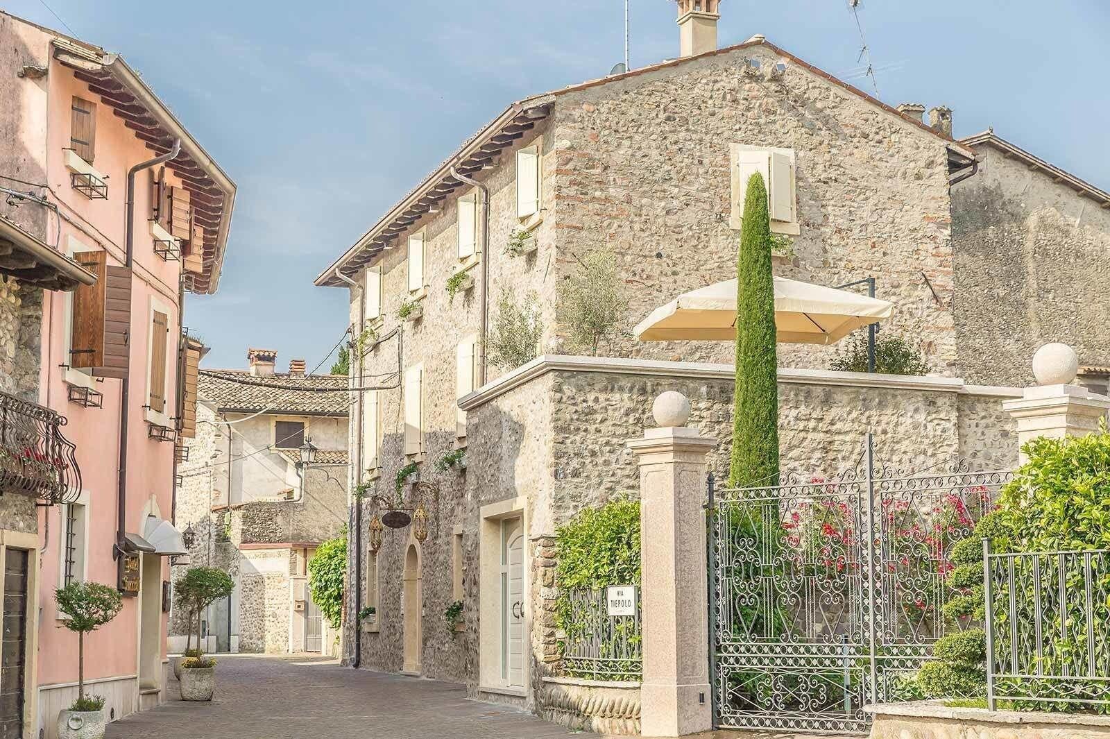 Maison Resola