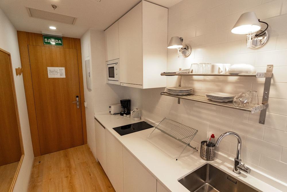 Plaza Mayor Suites & Apartments