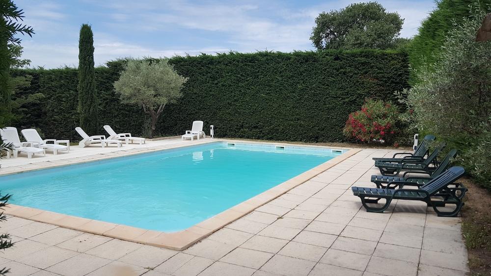 hotel Restaurant Le Chene Vert