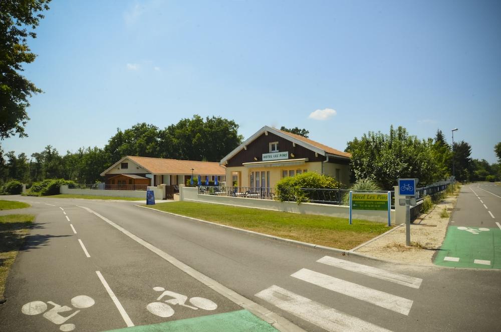 Les Pins