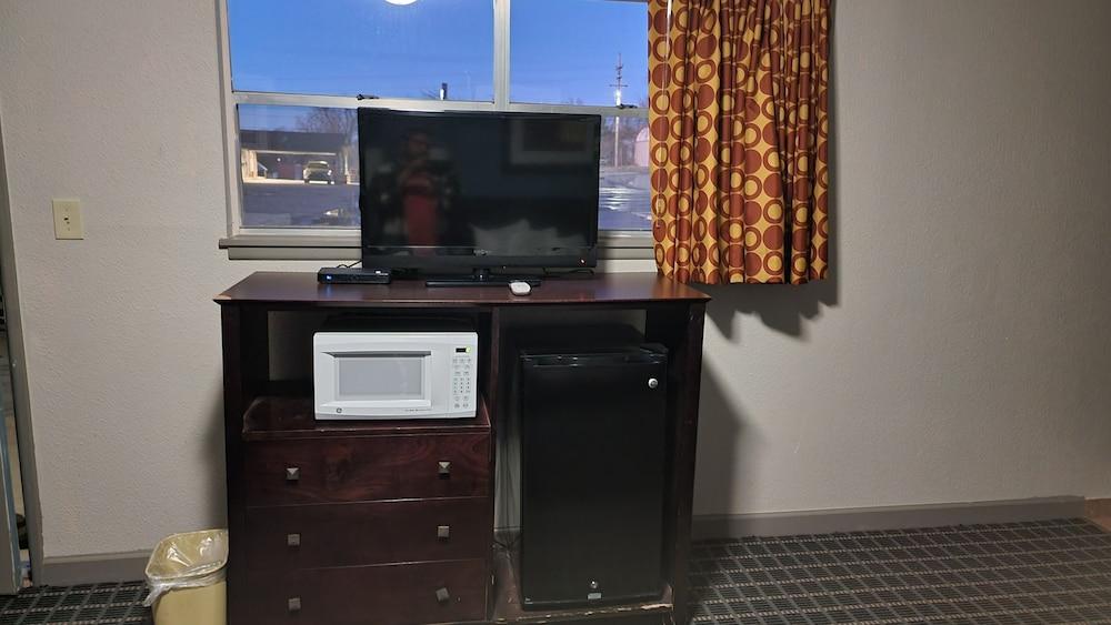 Copa Budget Inn