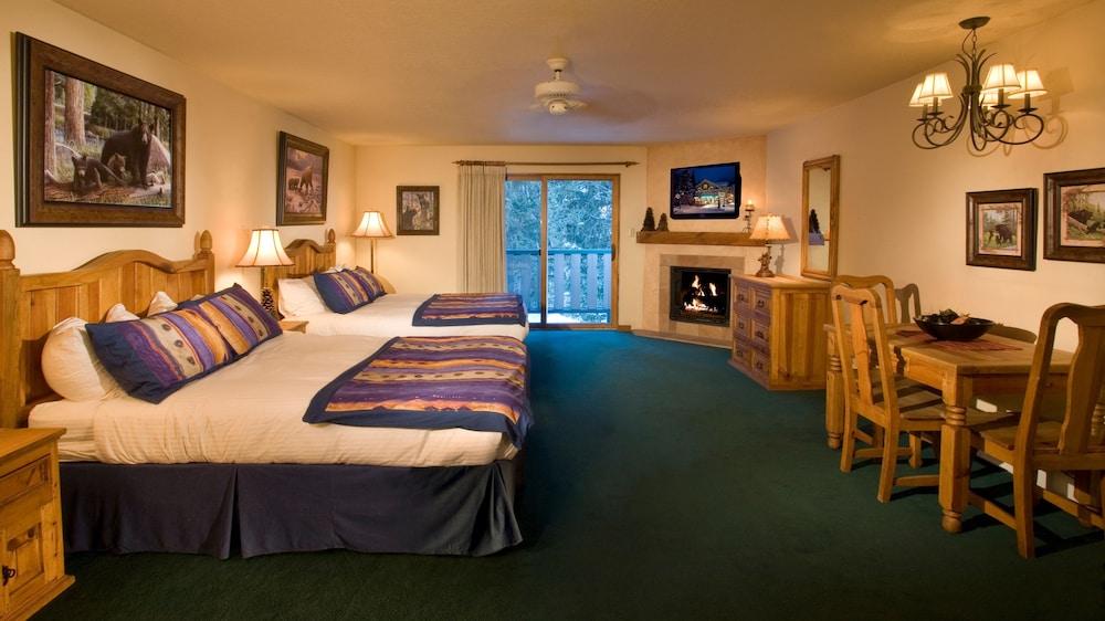 Alpine Village Suites