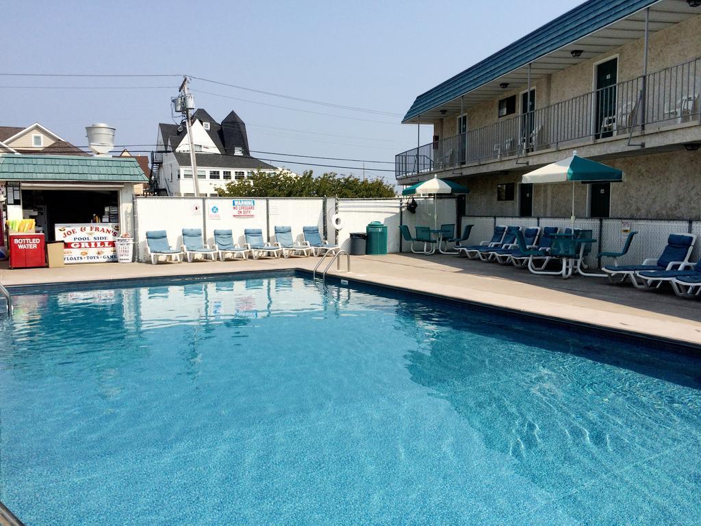 Sand Pebble Motor Lodge