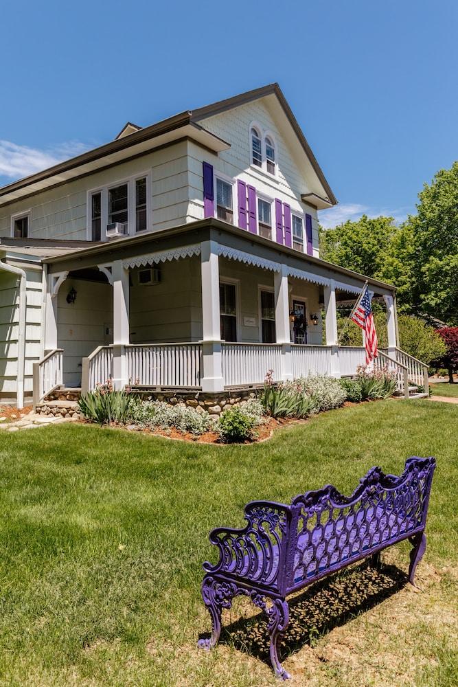 Westbrook Inn