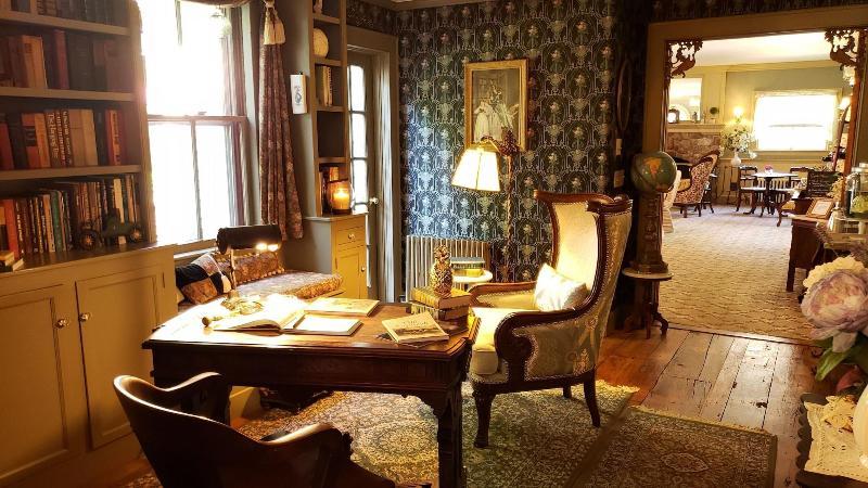 Westbrook Inn
