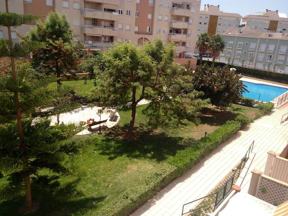 Apartamentos Gandía Universidad 3000