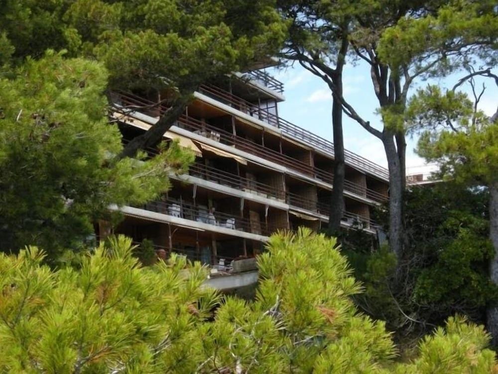 Eden Mar