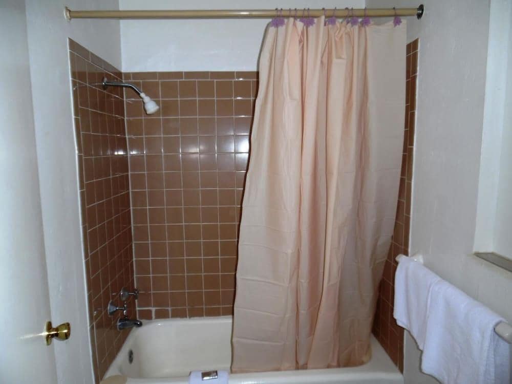 Laurel Park Inn