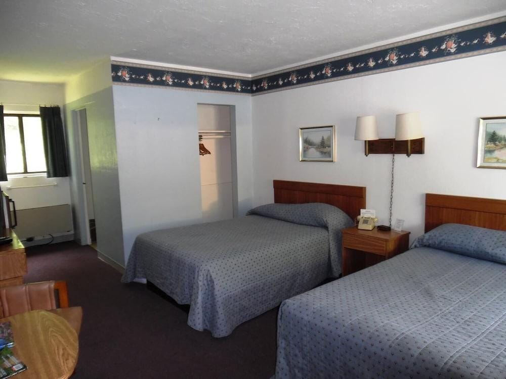 Laurel Park Inn