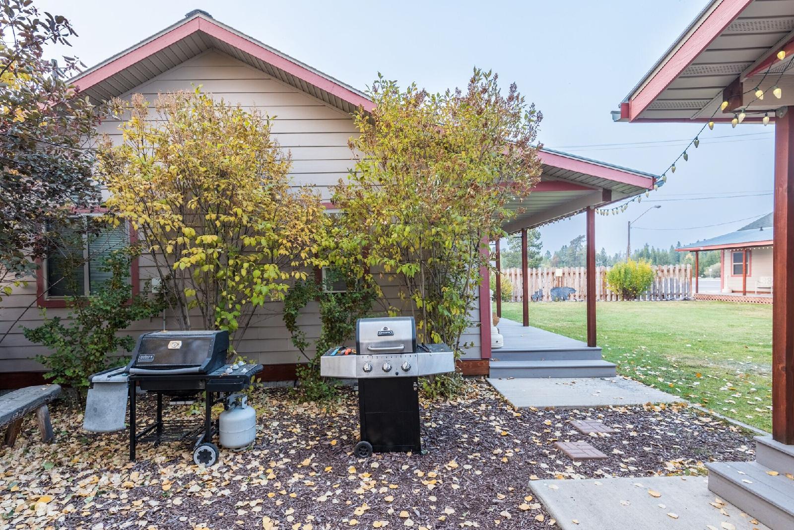 Pinedale's Cozy Cabins