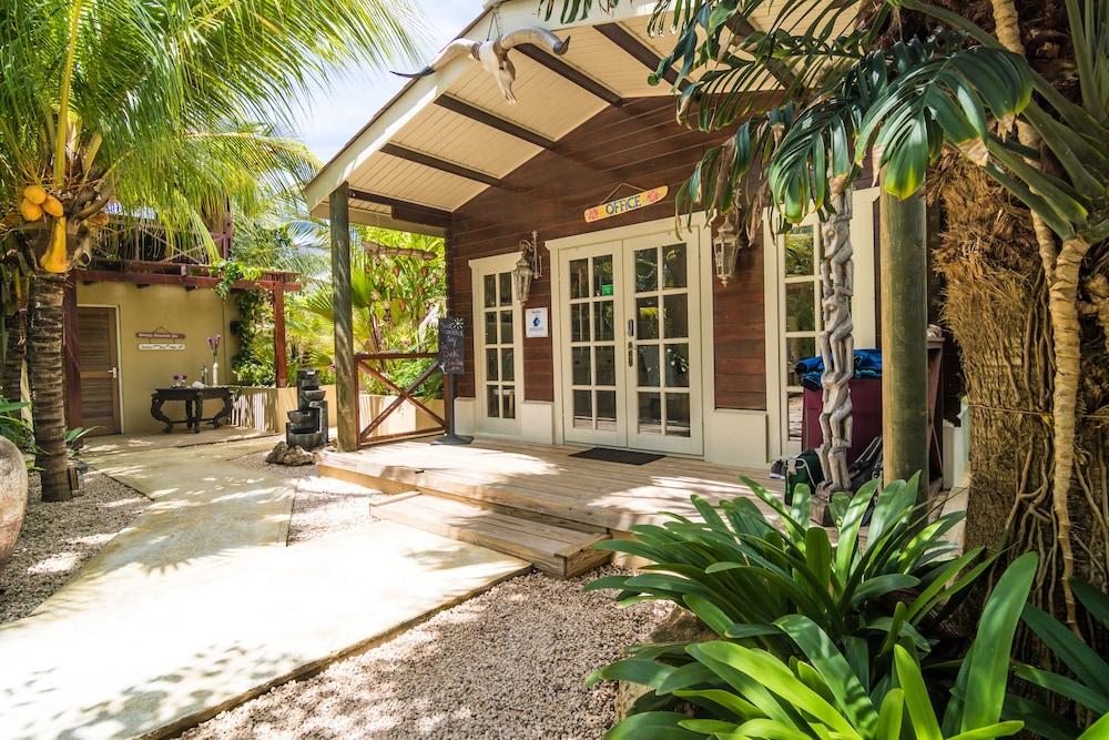 Bamboo Bali Bonaire