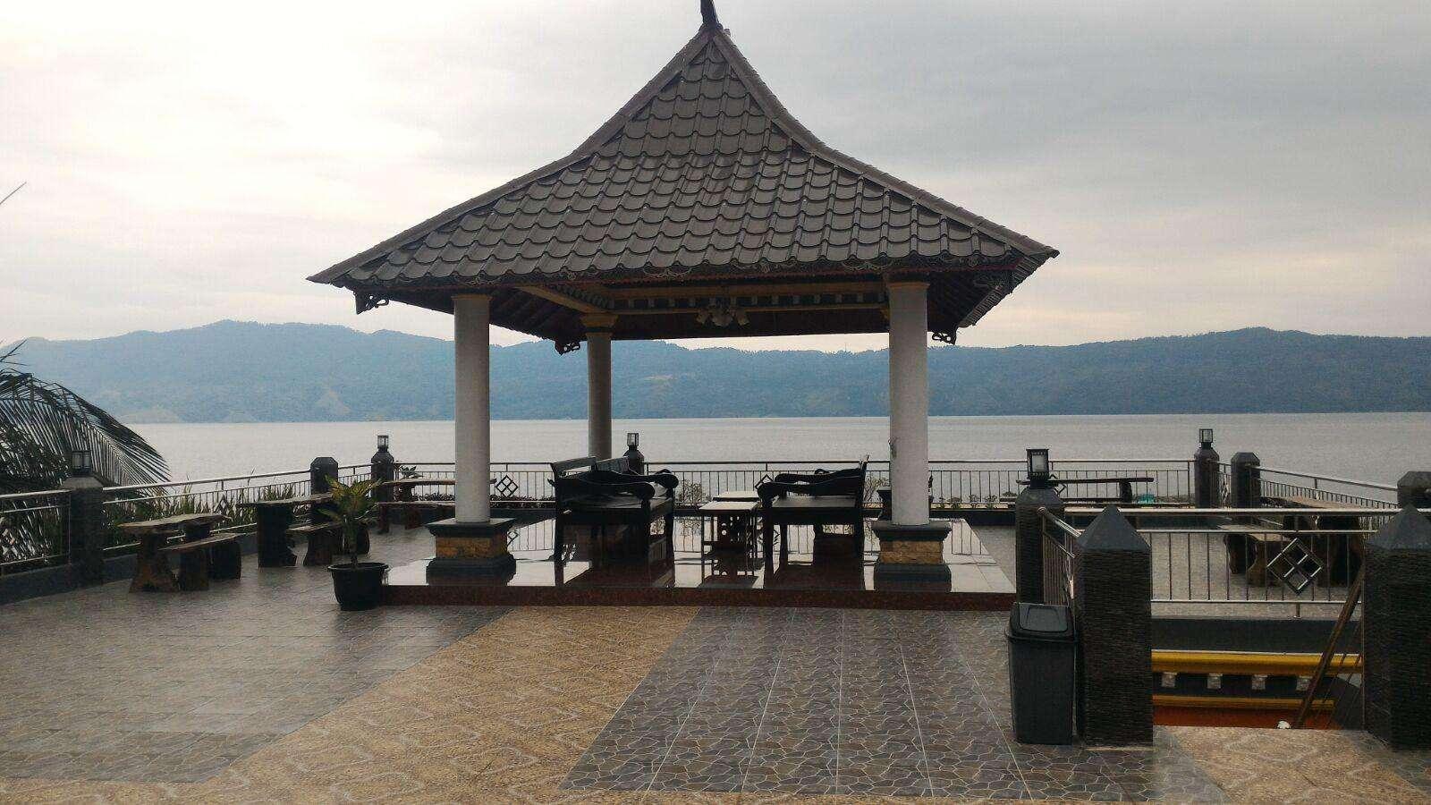 Samosir Cottages