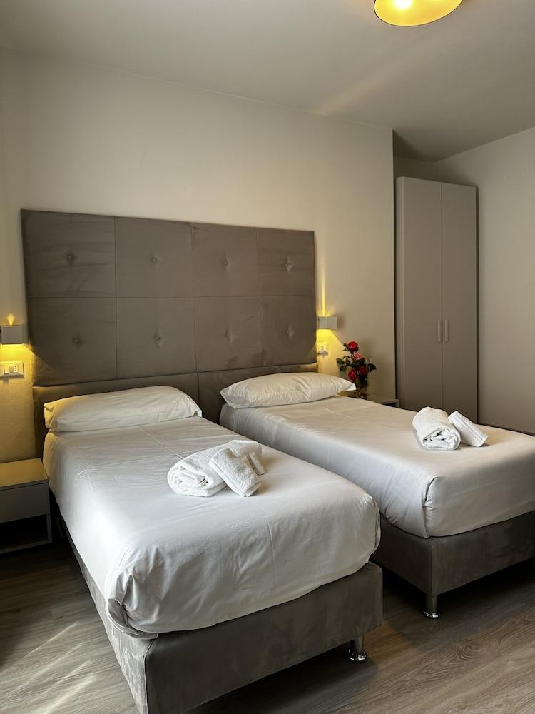 Hotel Ginevra