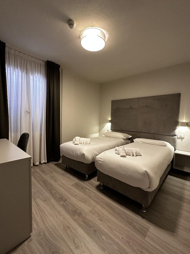 Hotel Ginevra
