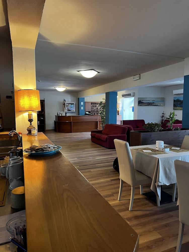 Hotel Ginevra