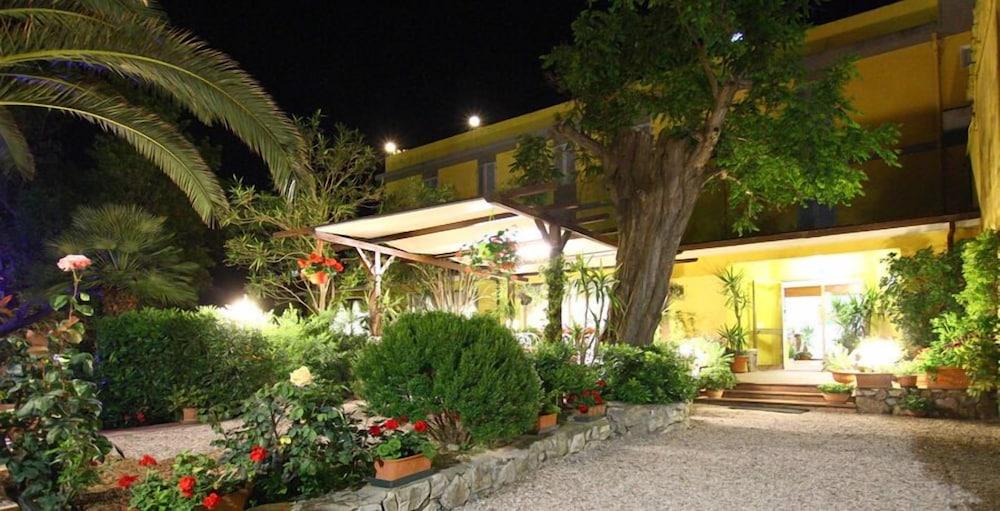 Hotel Ginevra
