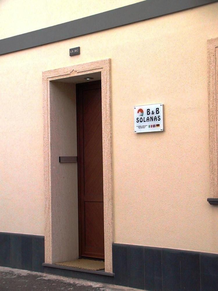 B&B Solanas