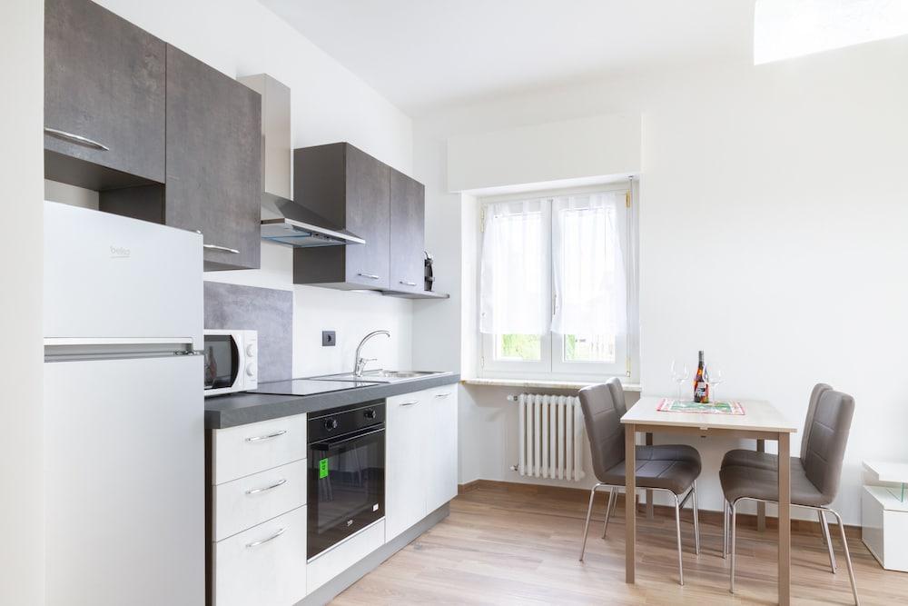 Le Lion Apartments