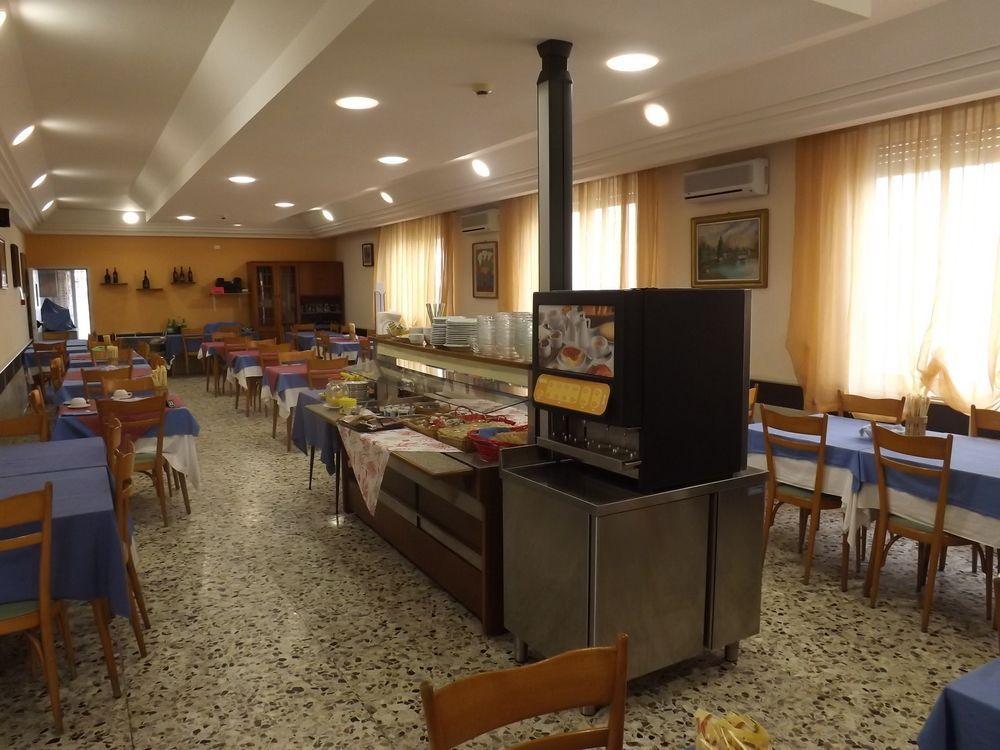 Hotel La Vela