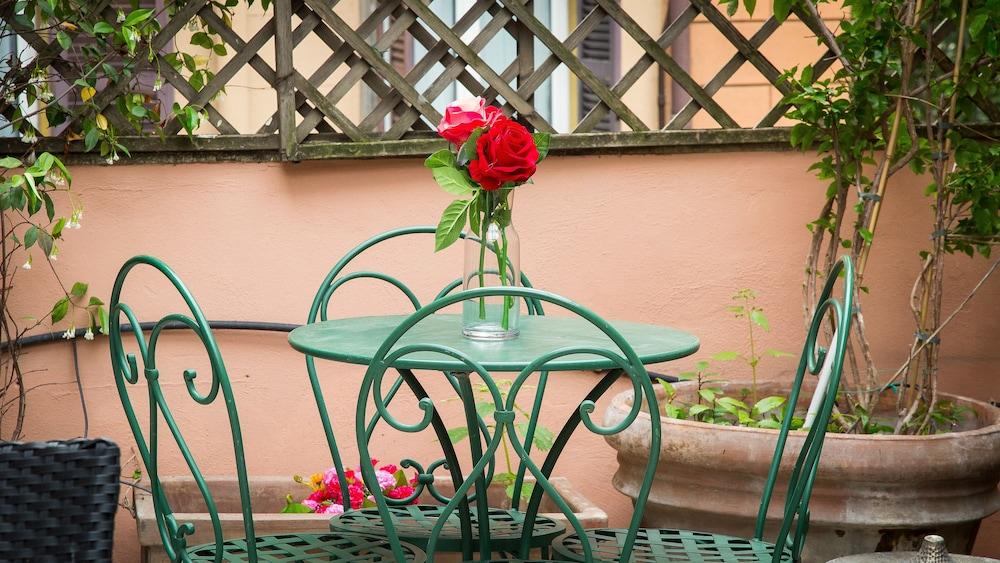 Rental In Rome Augustus Terrace Deluxe