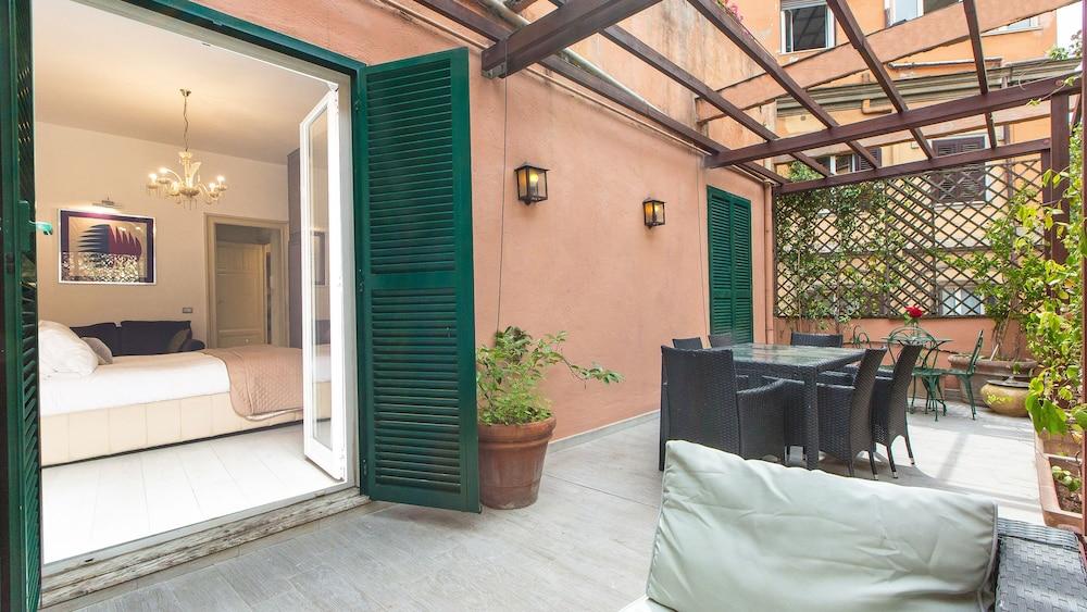 Rental In Rome Augustus Terrace Deluxe
