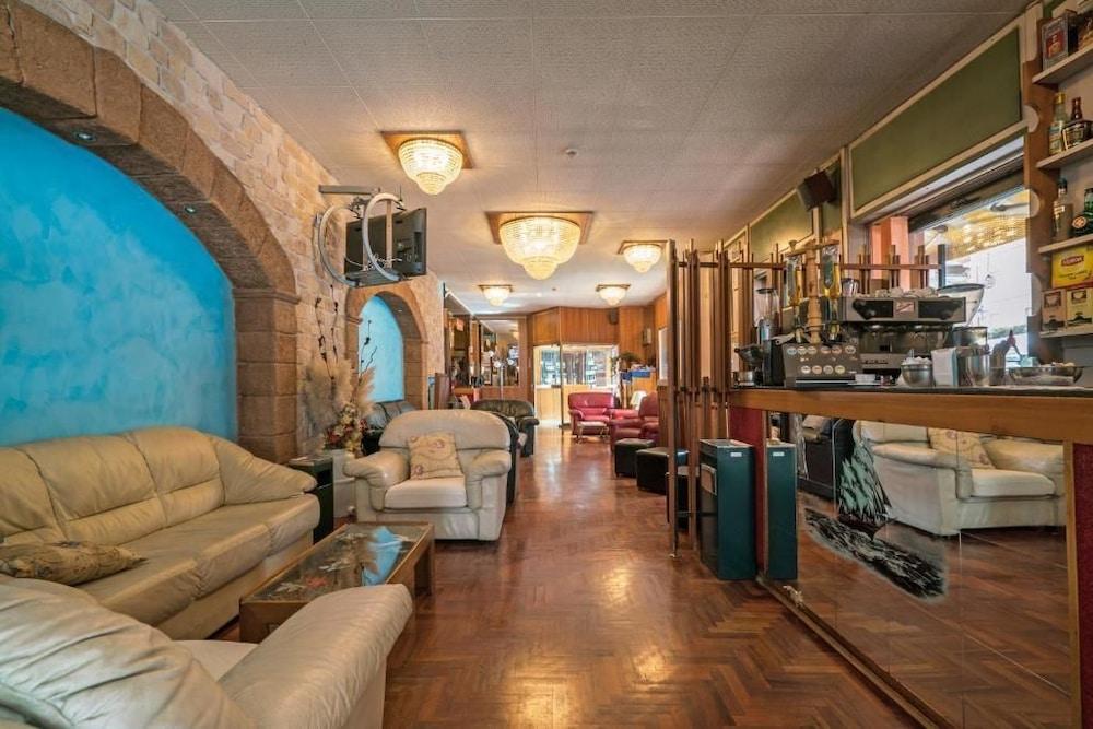 Hotel Stella