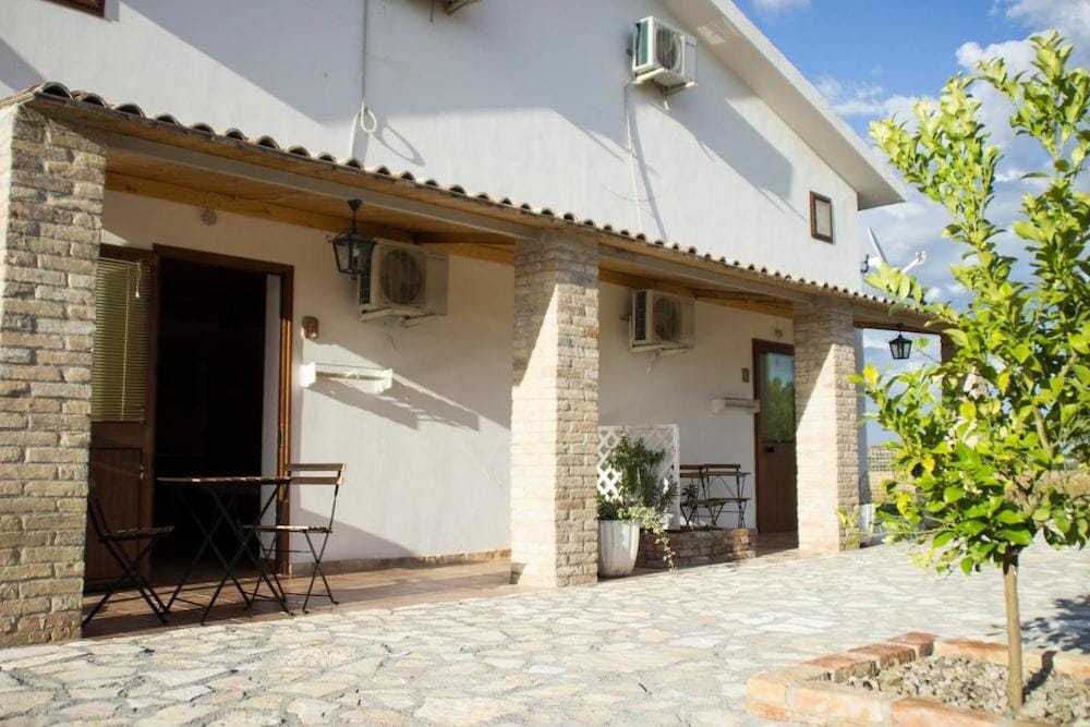 Agriturismo Fontana La Pietra