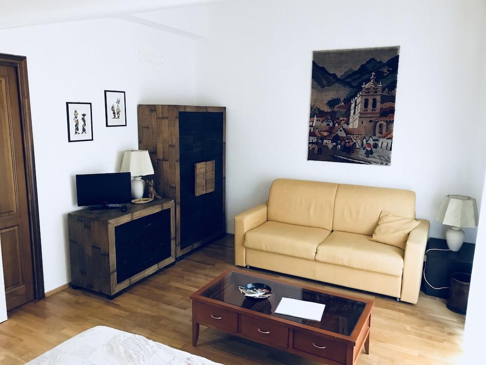 Sally's B&B
